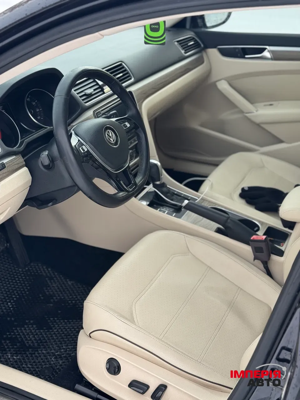 Volkswagen Passat - фото 6