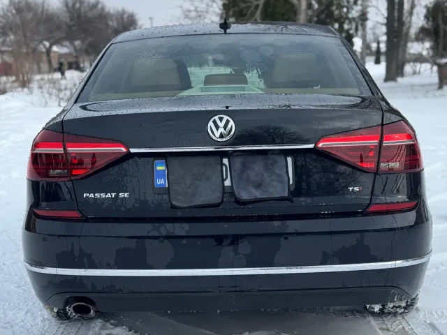 Volkswagen Passat - фото 5