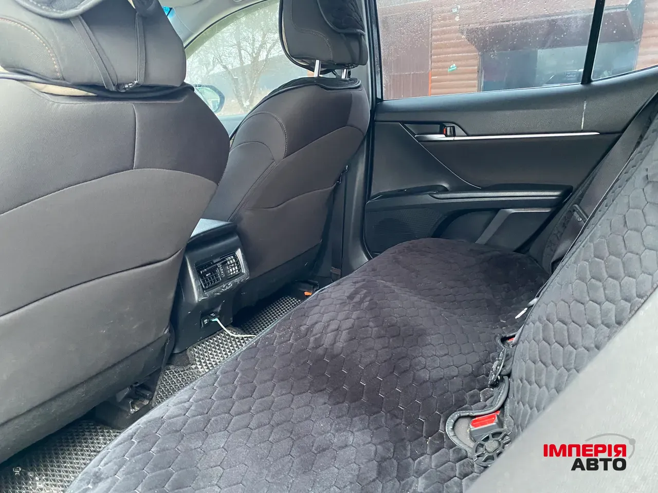 Toyota Camry - фото 9