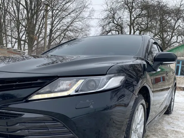 Toyota Camry - фото 5