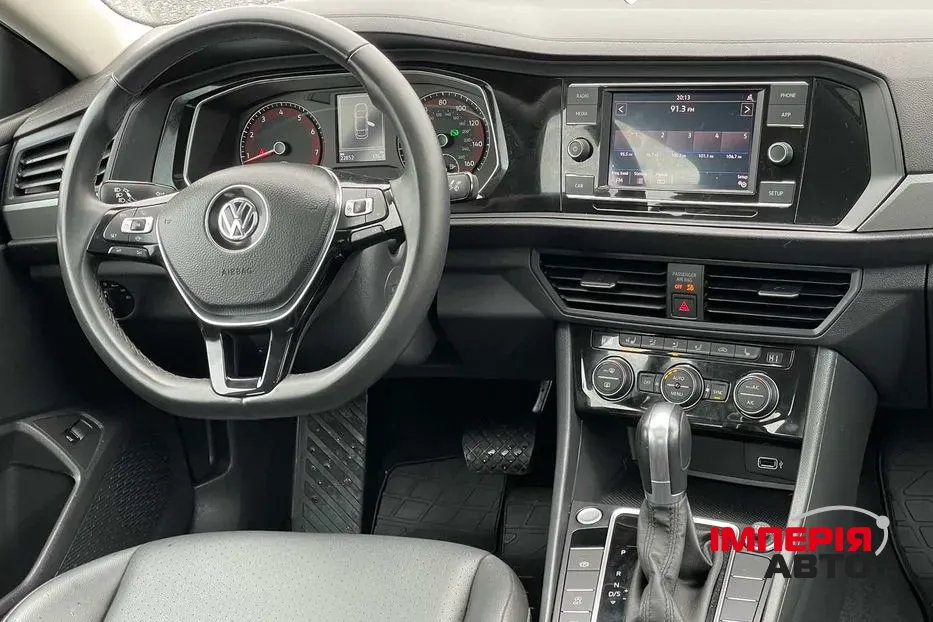 Volkswagen Jetta - фото 11