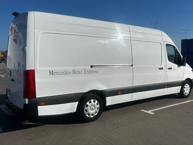 Mercedes-Benz Sprinter - фото 4