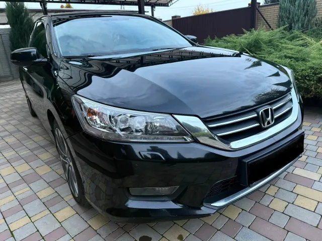 Honda Accord - фото 3