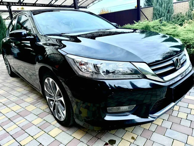 Honda Accord - фото 2