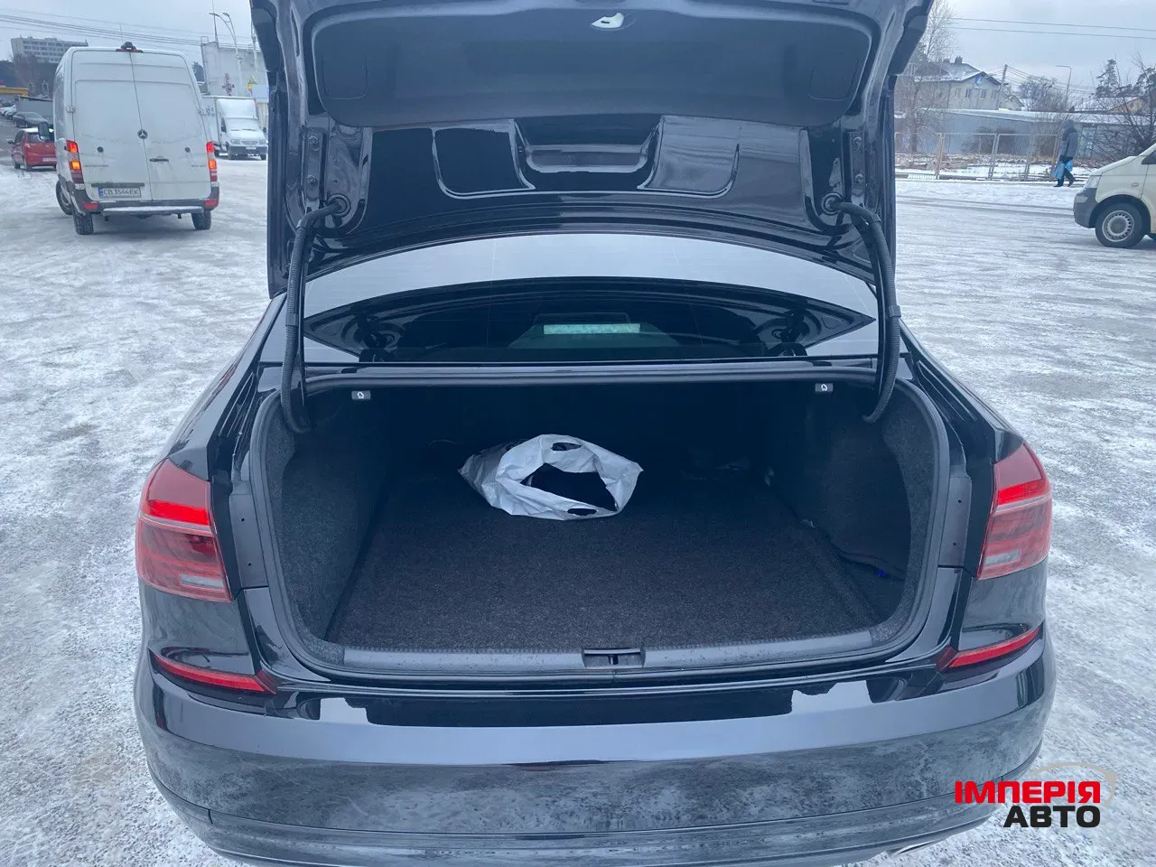 Volkswagen Passat (North America and China) - фото 7