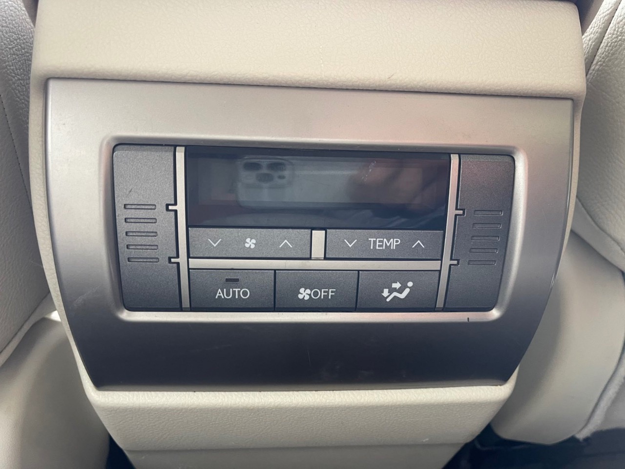 Lexus GX - фото 7