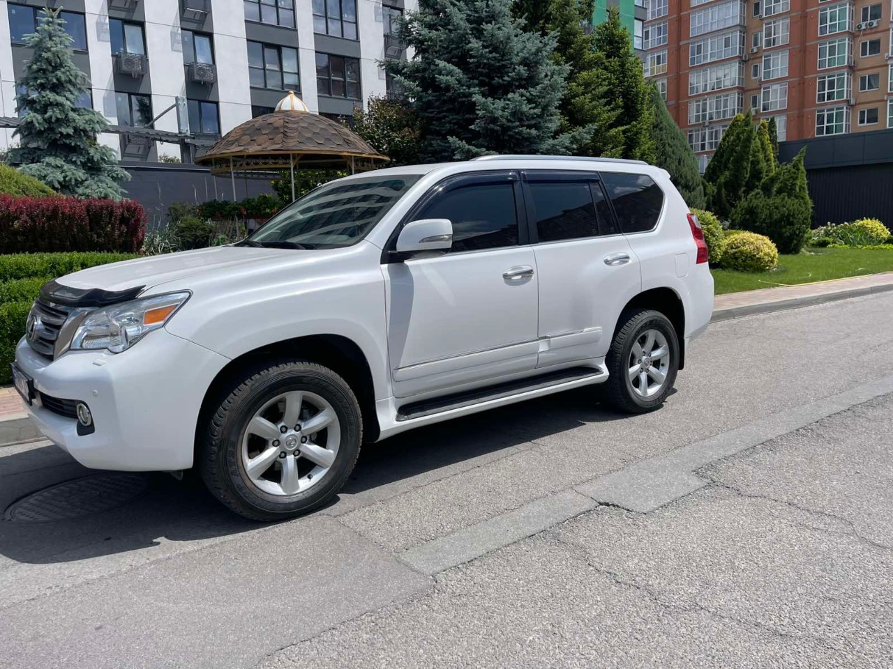 Lexus GX - фото 17