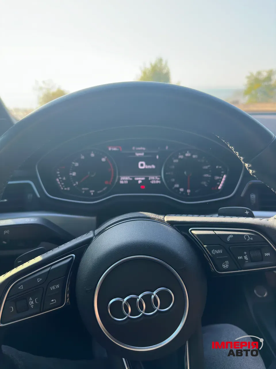 Audi A4 - фото 13