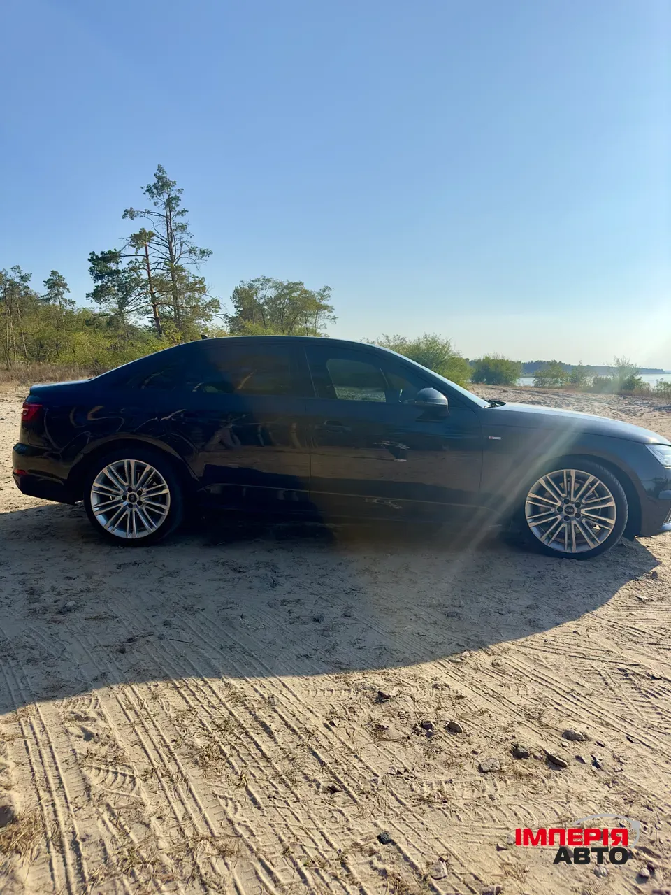 Audi A4 - фото 3