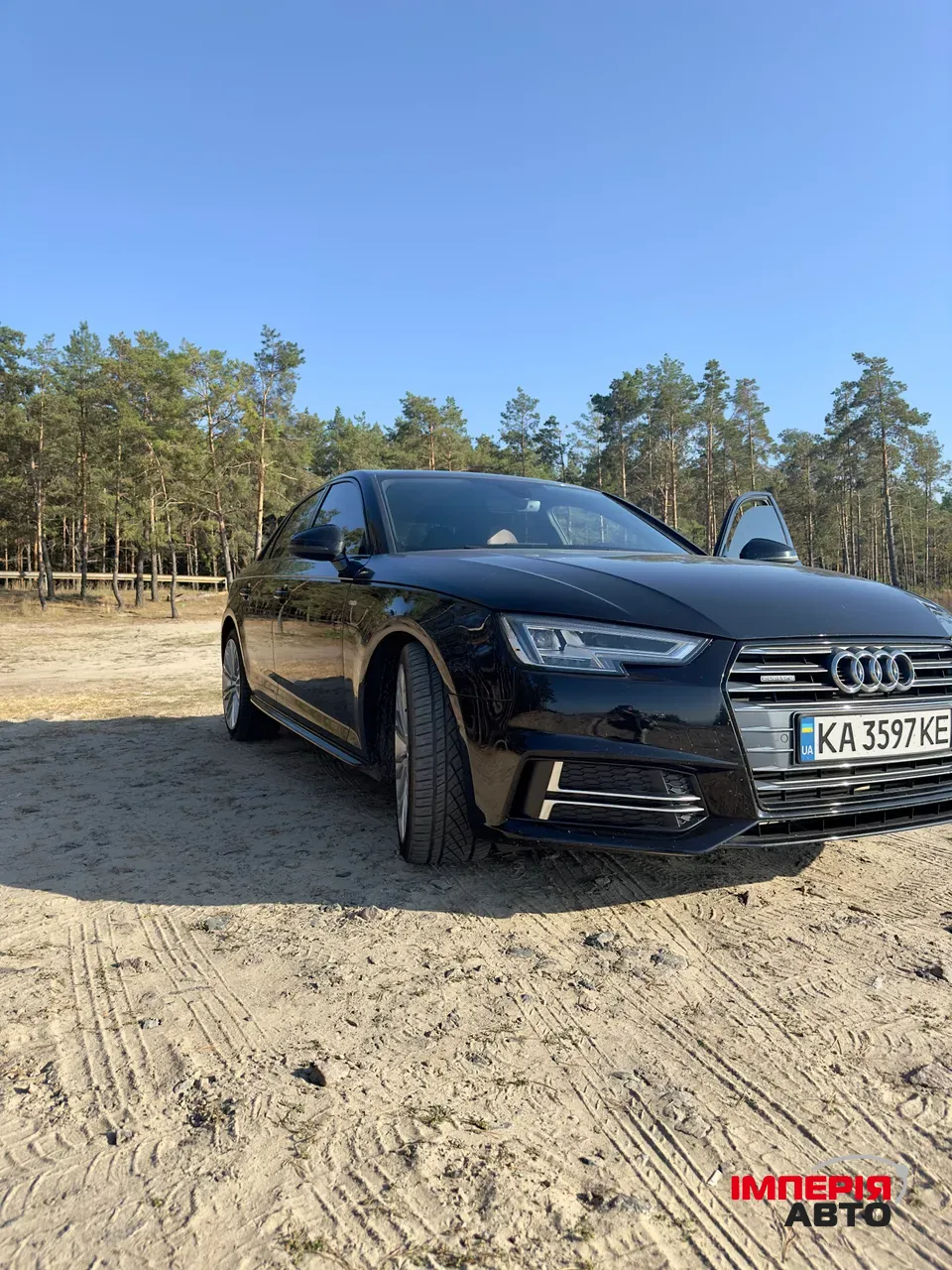Audi A4 - фото 2