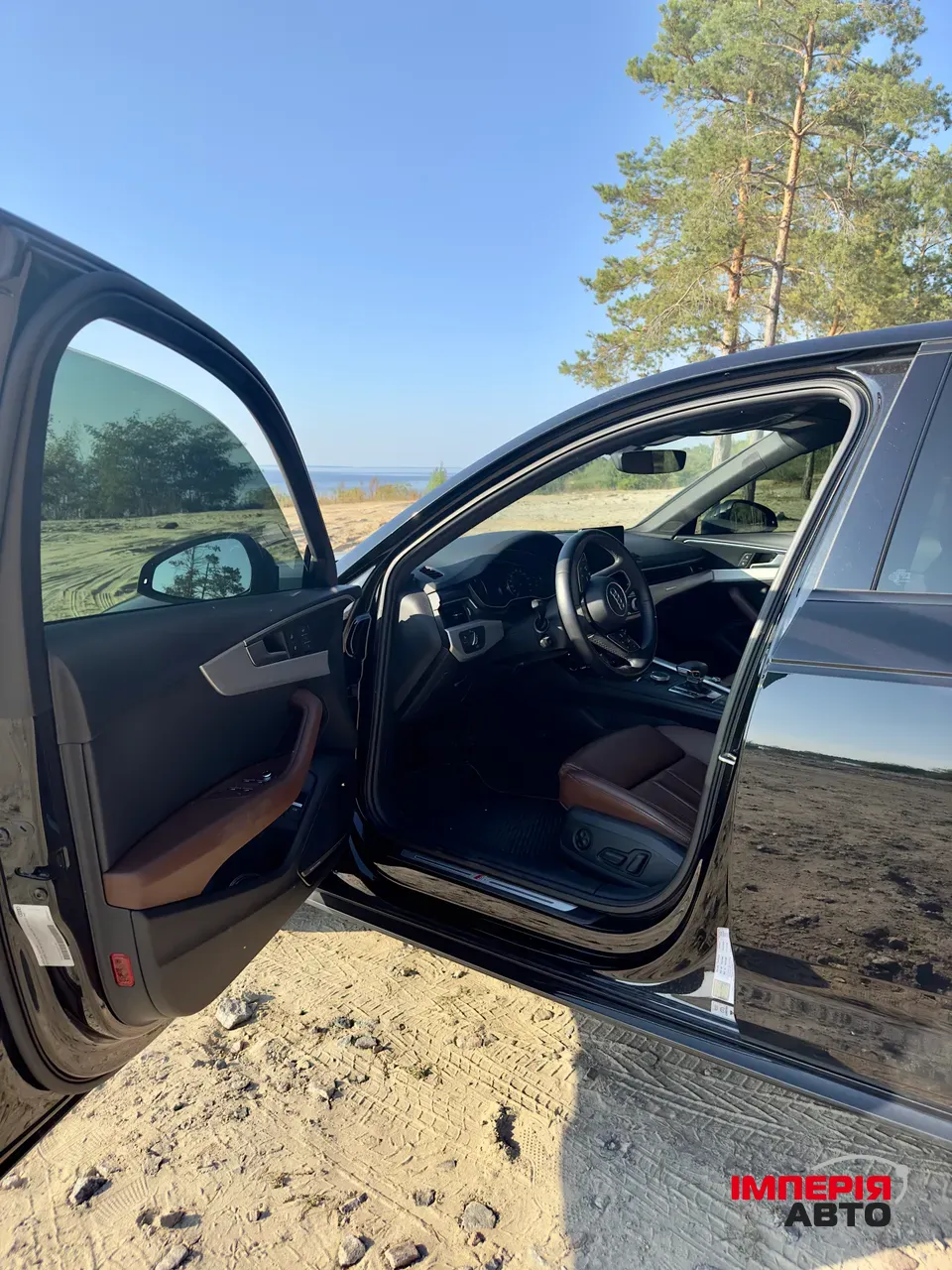 Audi A4 - фото 9