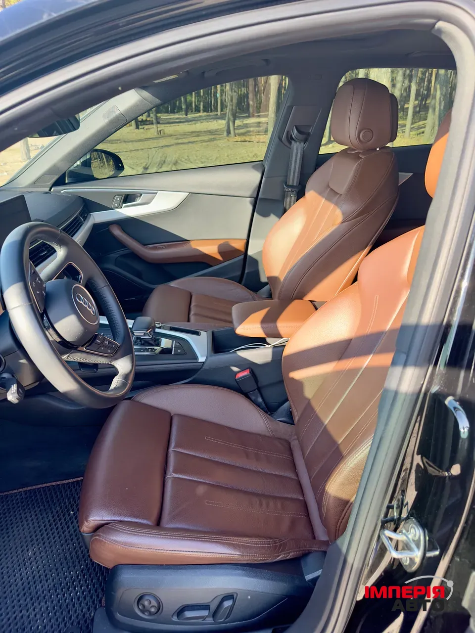 Audi A4 - фото 10