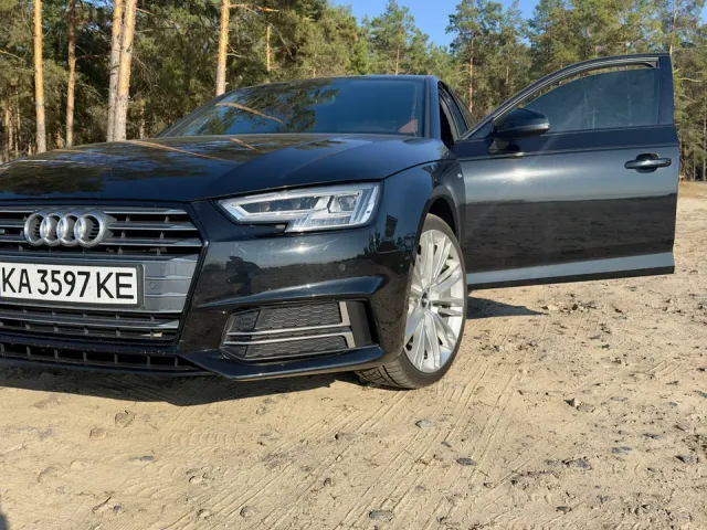 Audi A4 - фото 5
