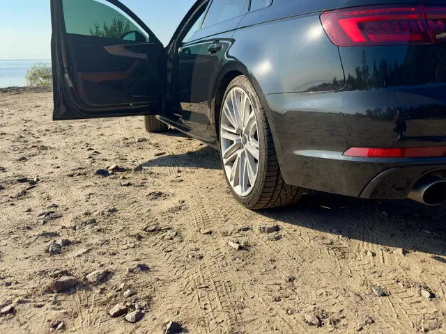 Audi A4 - фото 4