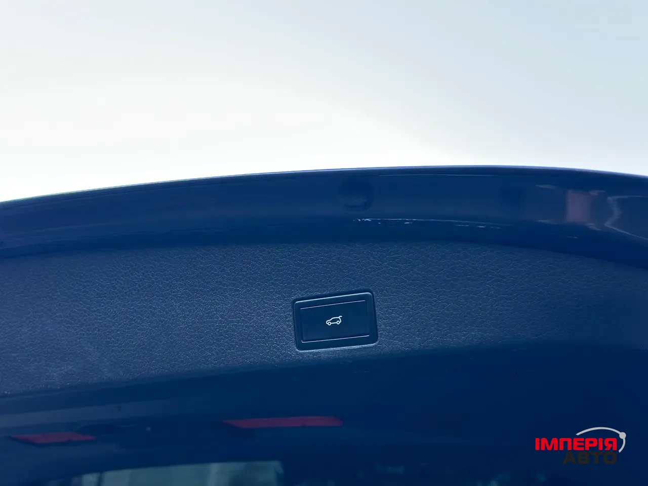 Volkswagen Touareg - фото 19