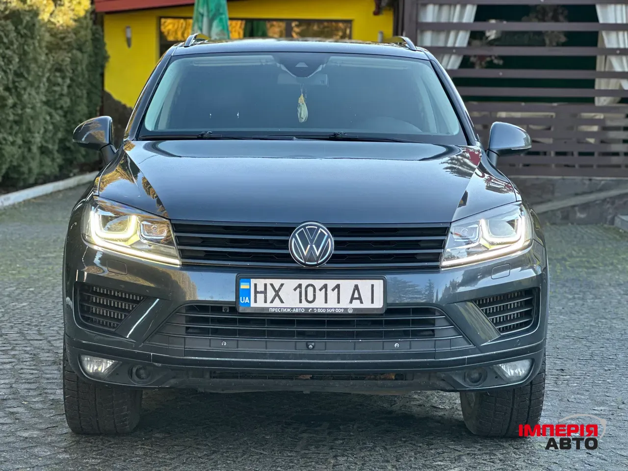 Volkswagen Touareg - фото 4