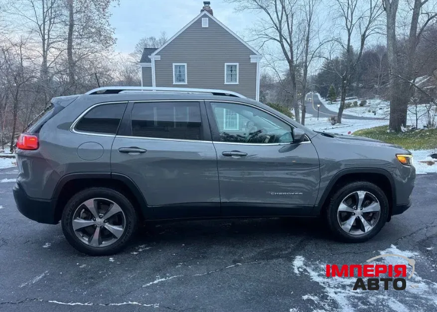 Jeep Cherokee - фото 5