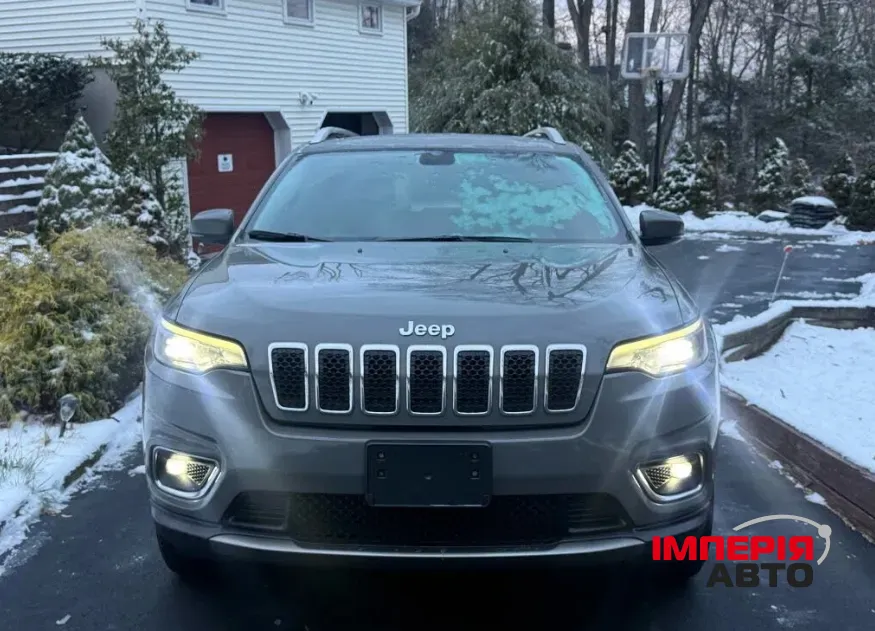 Jeep Cherokee - фото 2