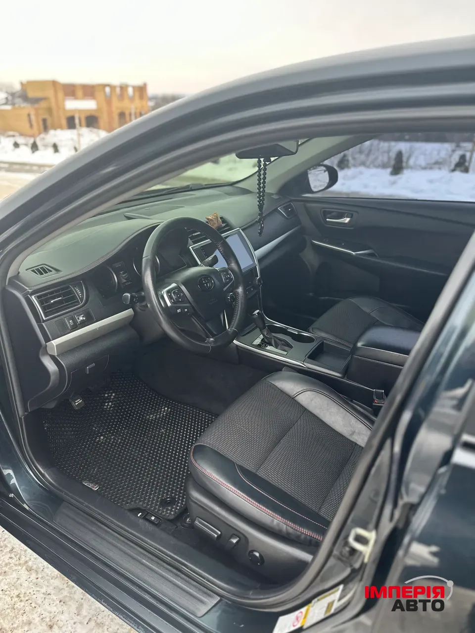 Toyota Camry - фото 8