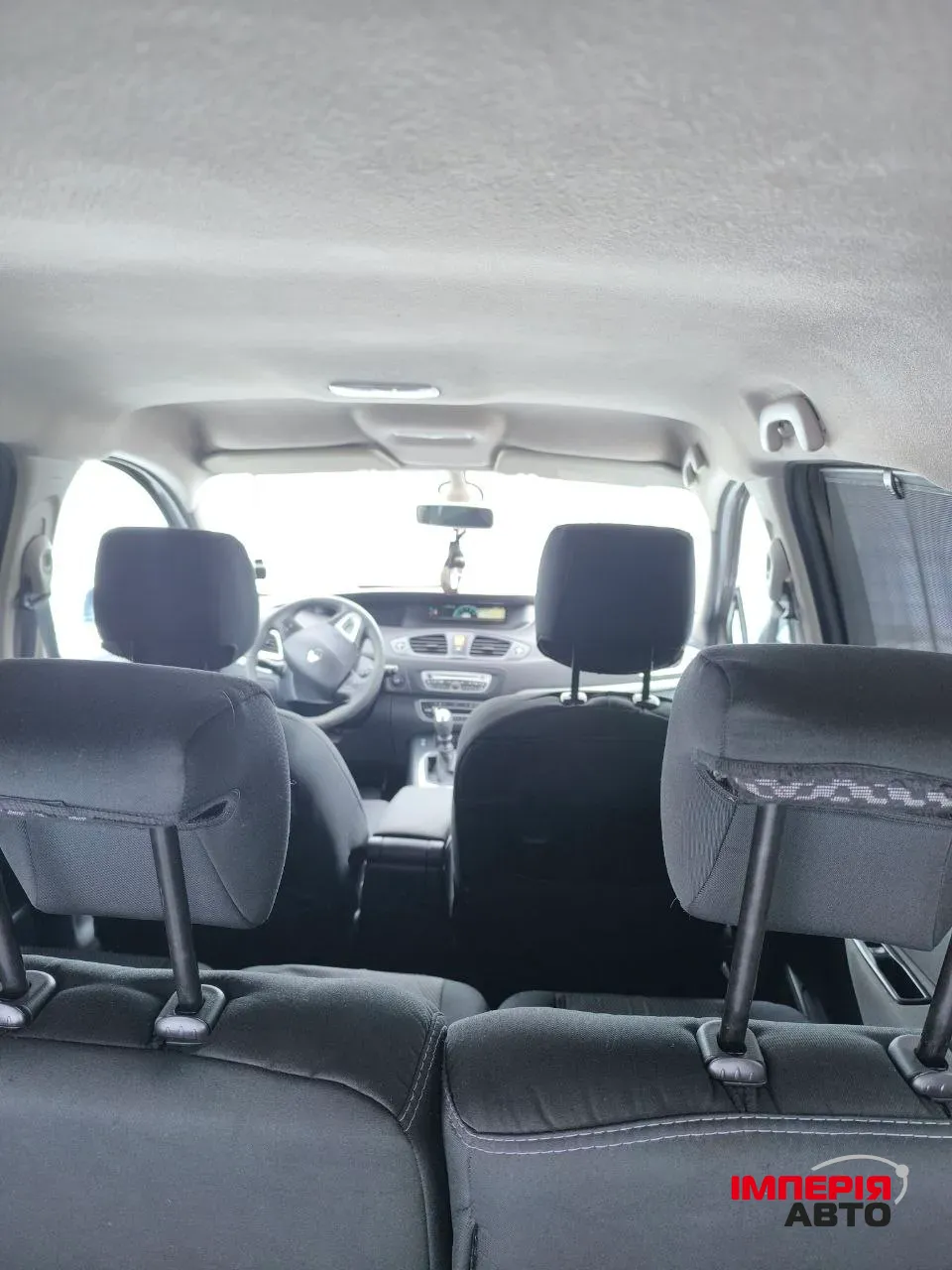 Renault Scenic - фото 29