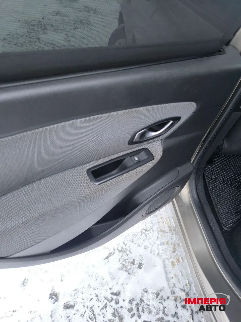 Renault Scenic - фото 15