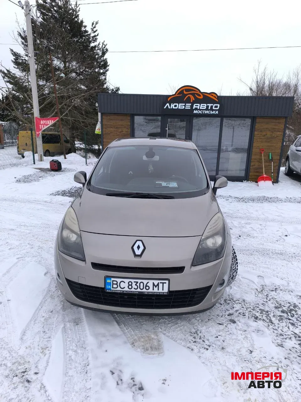 Renault Scenic - фото 2