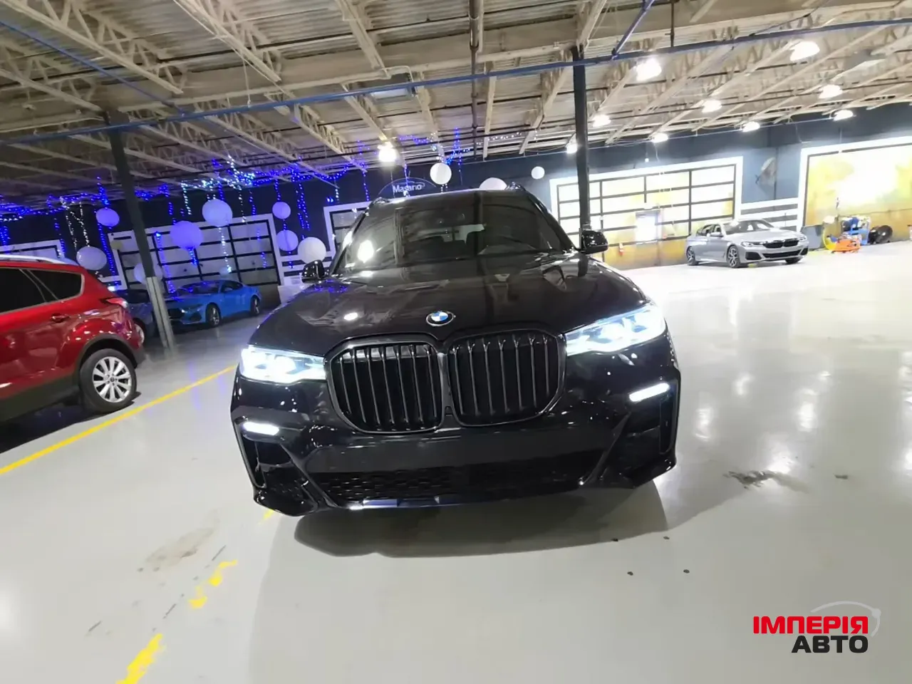 BMW X7 - фото 1