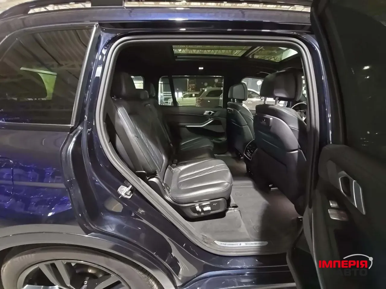 BMW X7 - фото 17