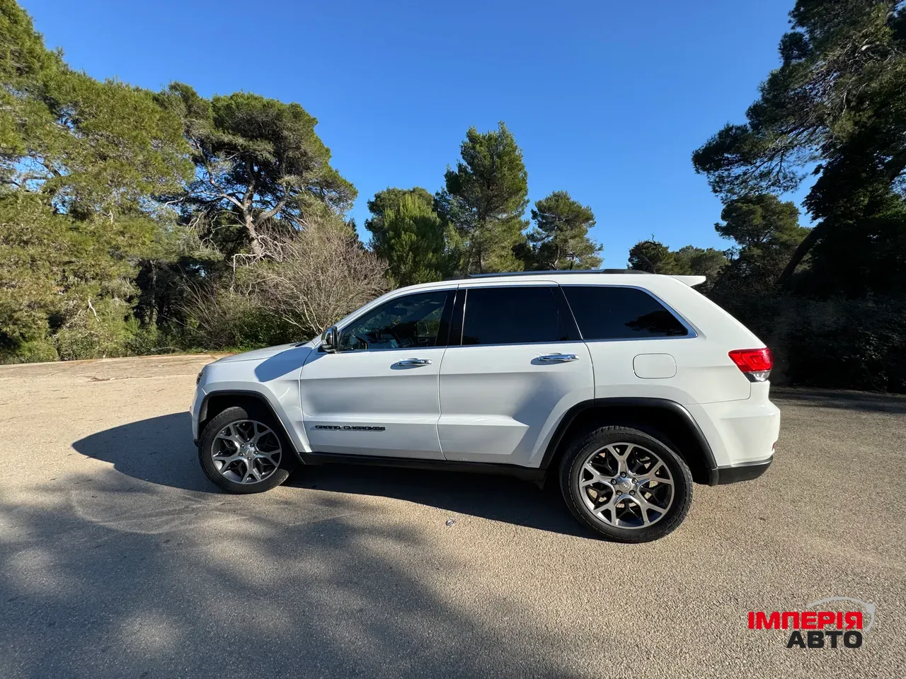 Jeep Grand Cherokee - фото 11