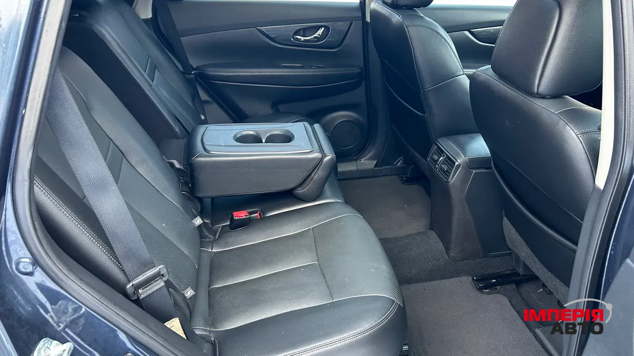 Nissan Rogue - фото 18