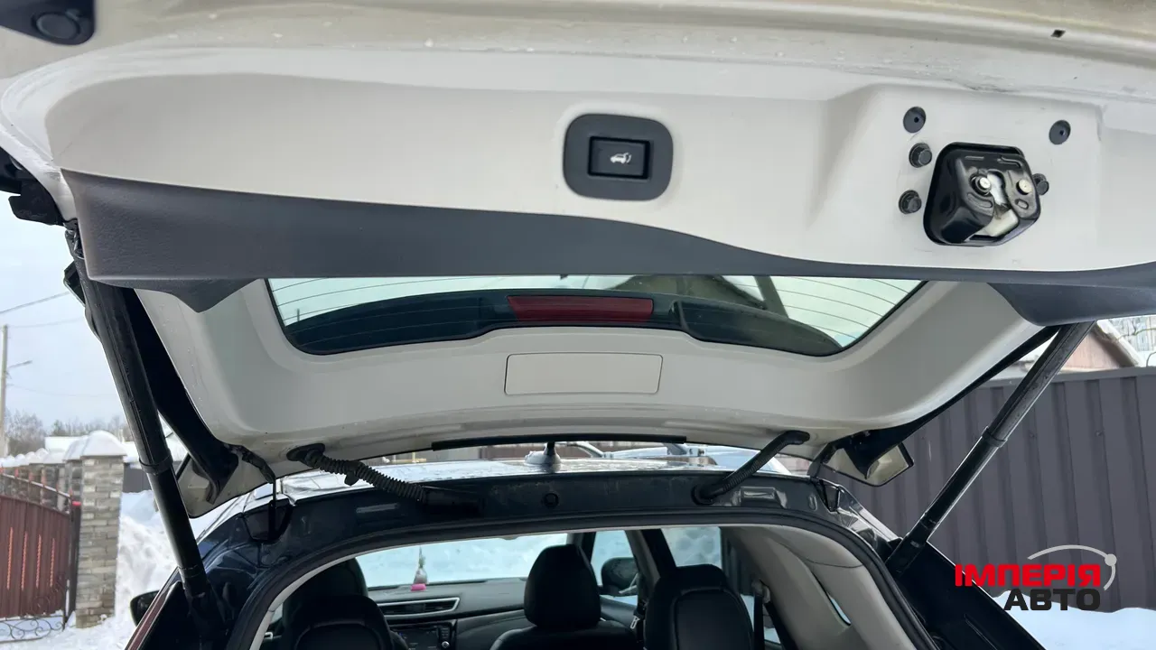 Nissan Rogue - фото 26