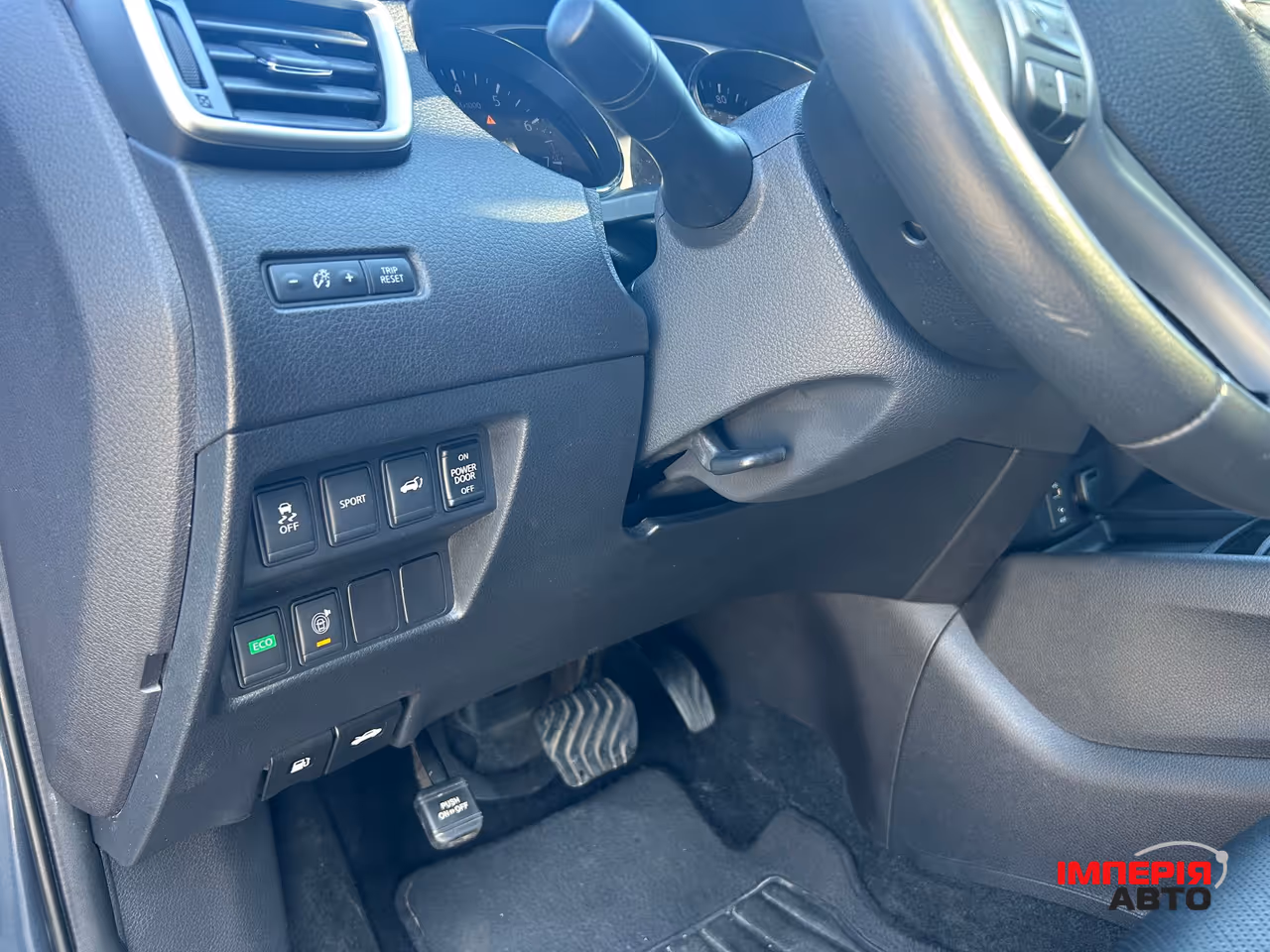 Nissan Rogue - фото 12