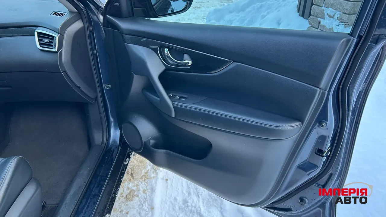 Nissan Rogue - фото 24