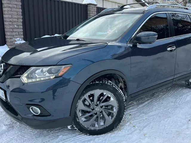 Nissan Rogue - фото 1