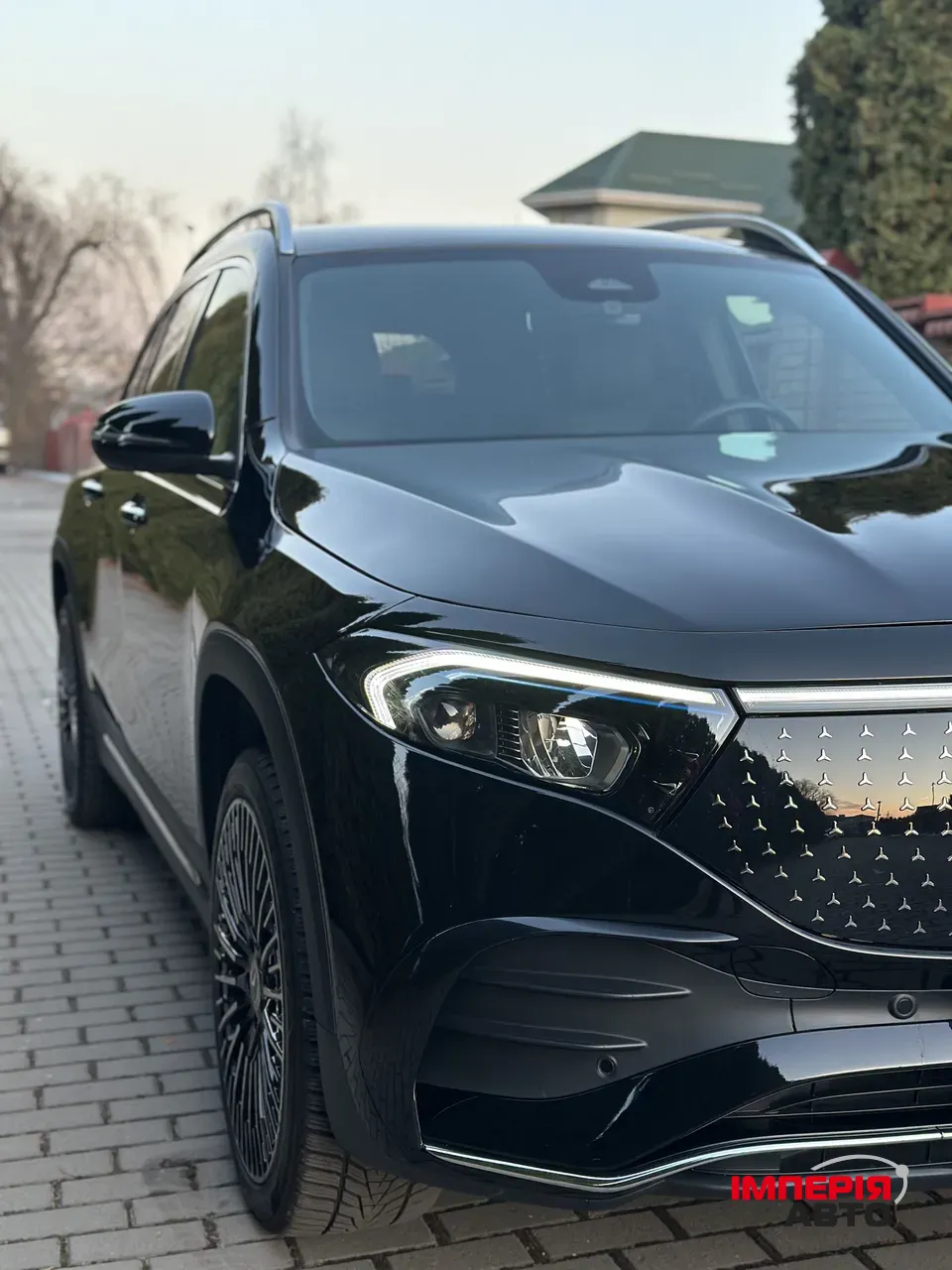 Mercedes-Benz EQB - фото 11