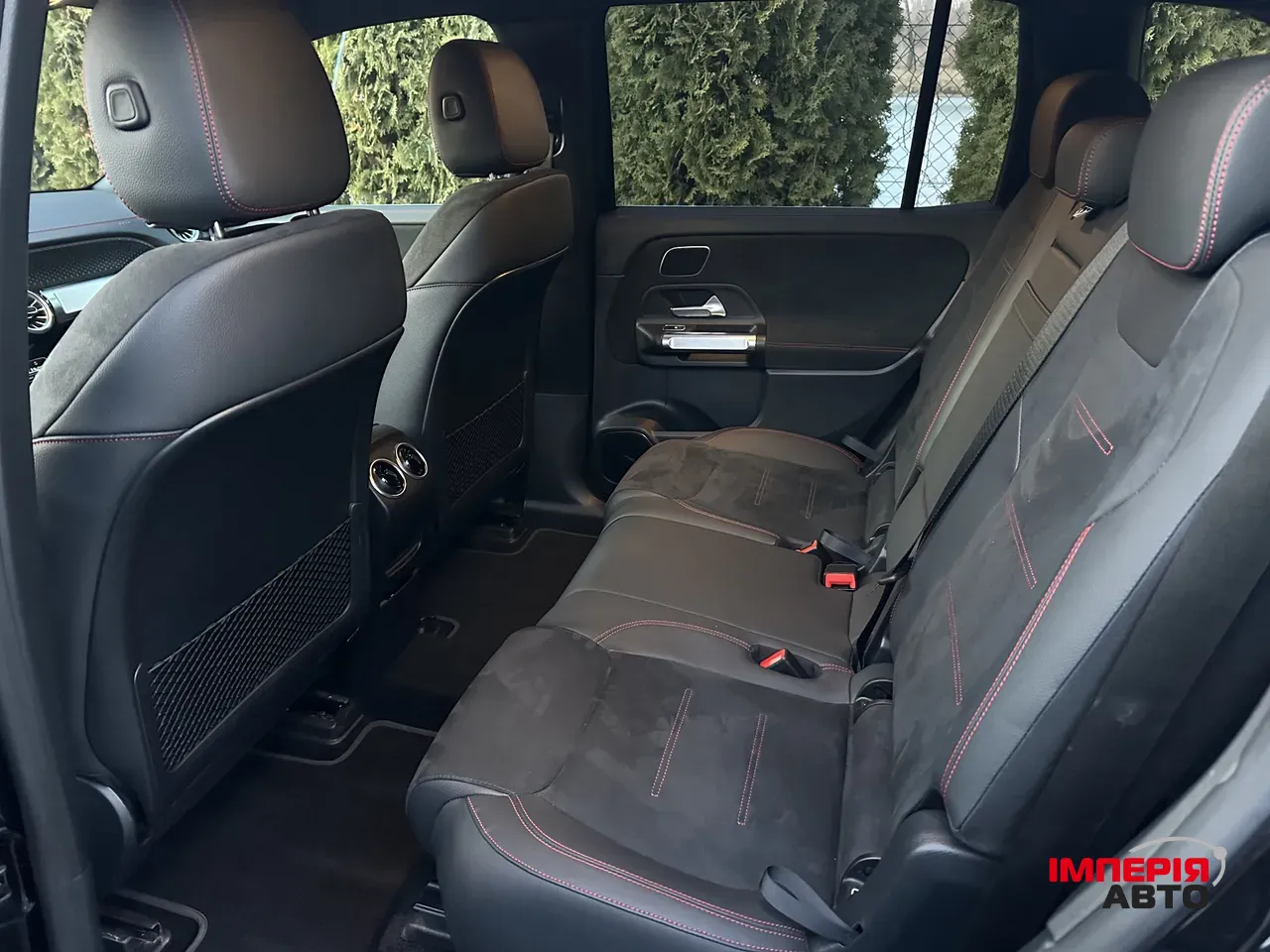 Mercedes-Benz EQB - фото 28