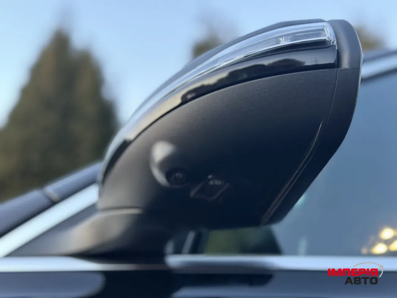 Mercedes-Benz EQB - фото 23