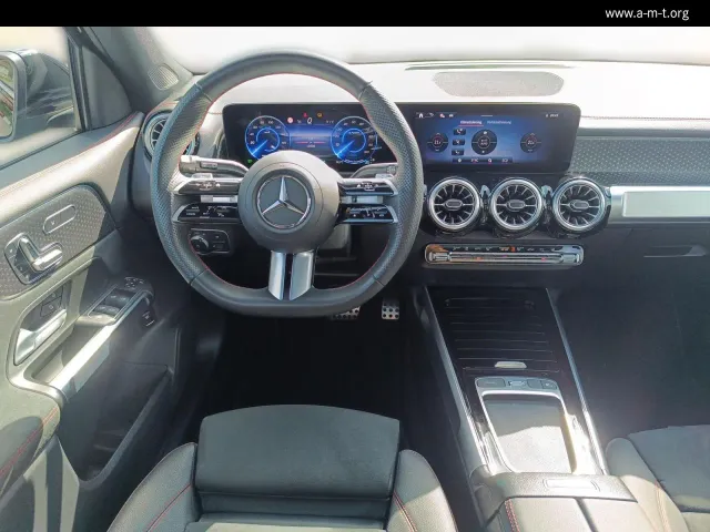 Mercedes-Benz EQB - фото 1