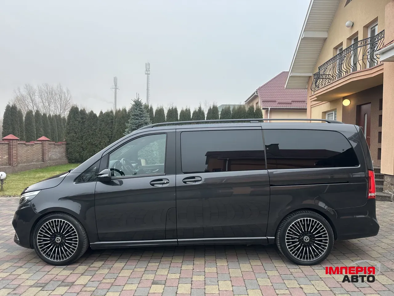 Mercedes-Benz V-Класс - фото 17