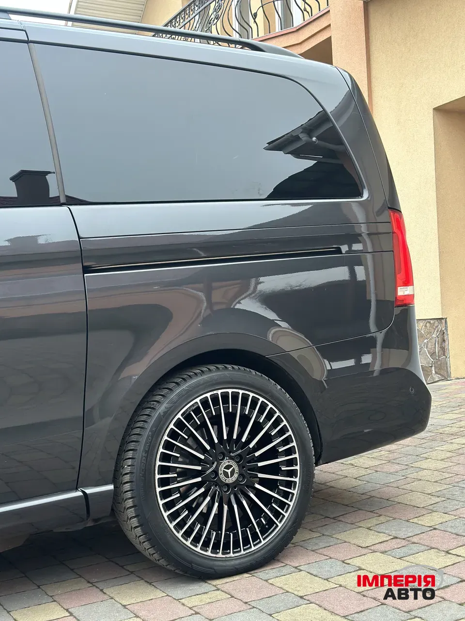 Mercedes-Benz V-Класс - фото 18