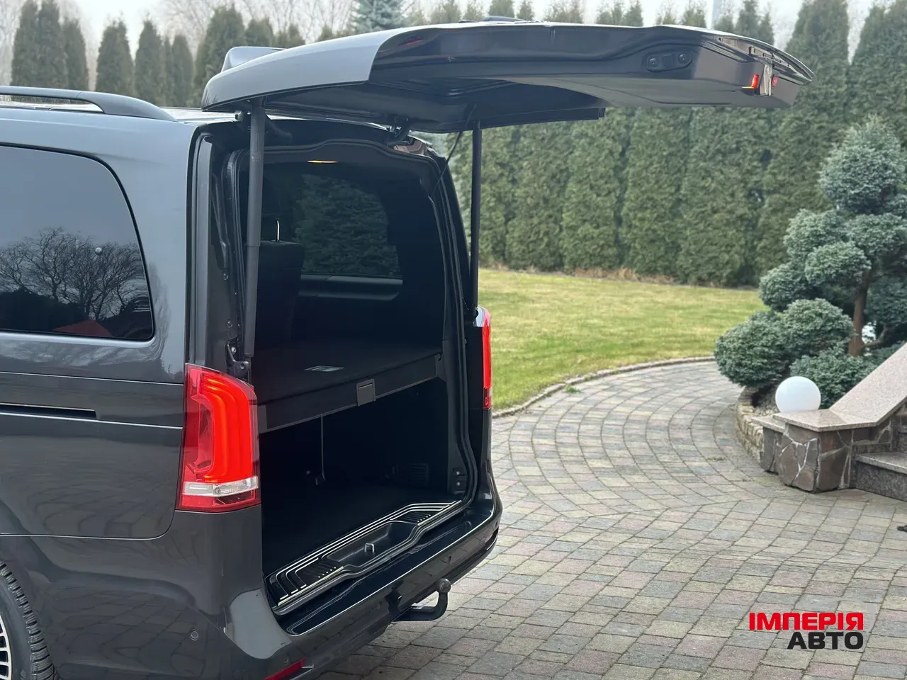 Mercedes-Benz V-Класс - фото 15