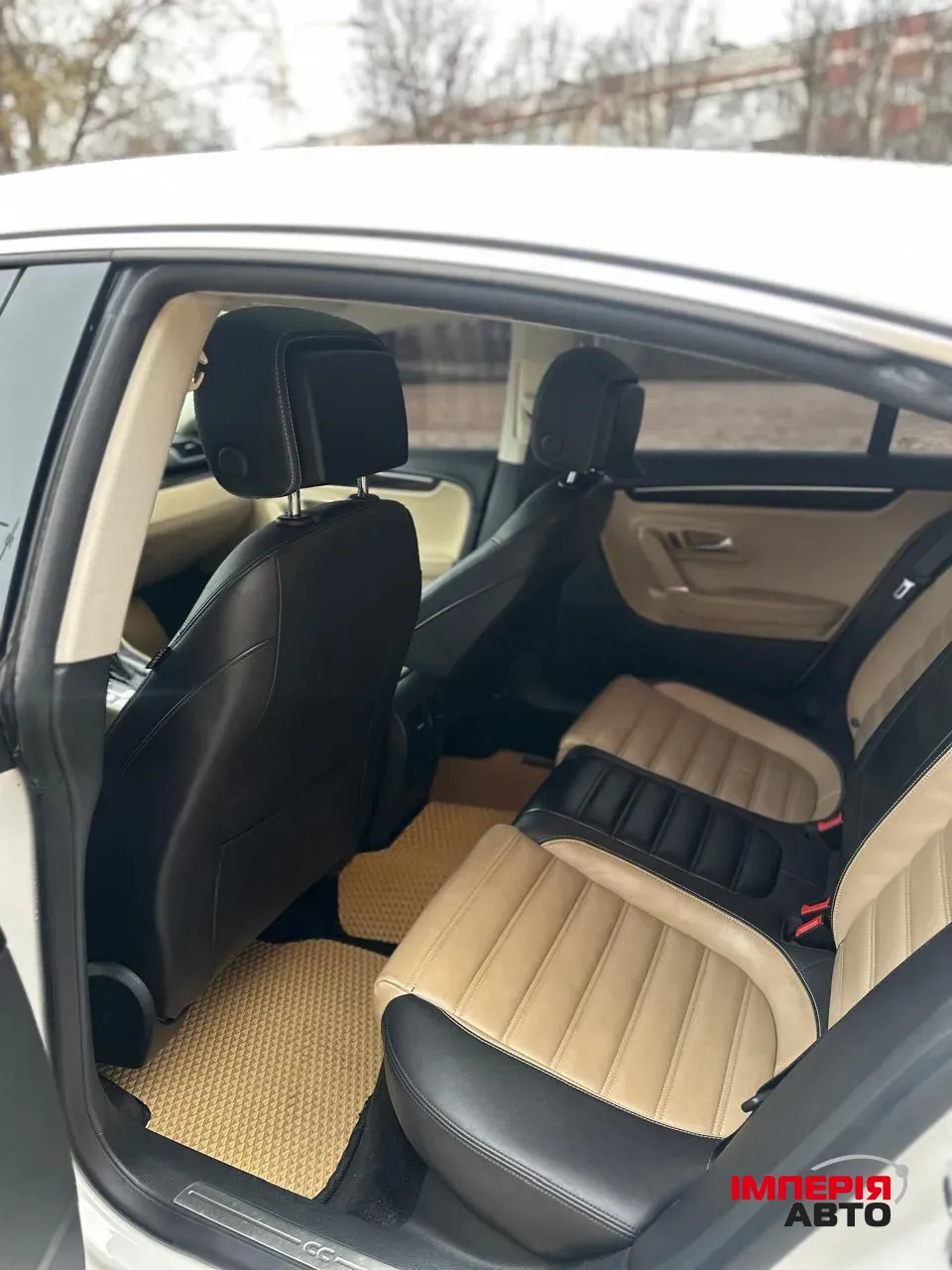 Volkswagen Passat CC - фото 17