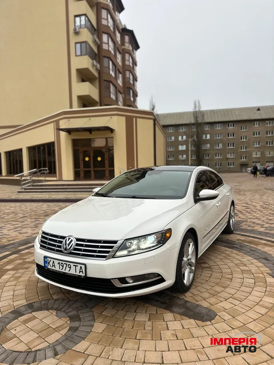 Volkswagen Passat CC - фото 1