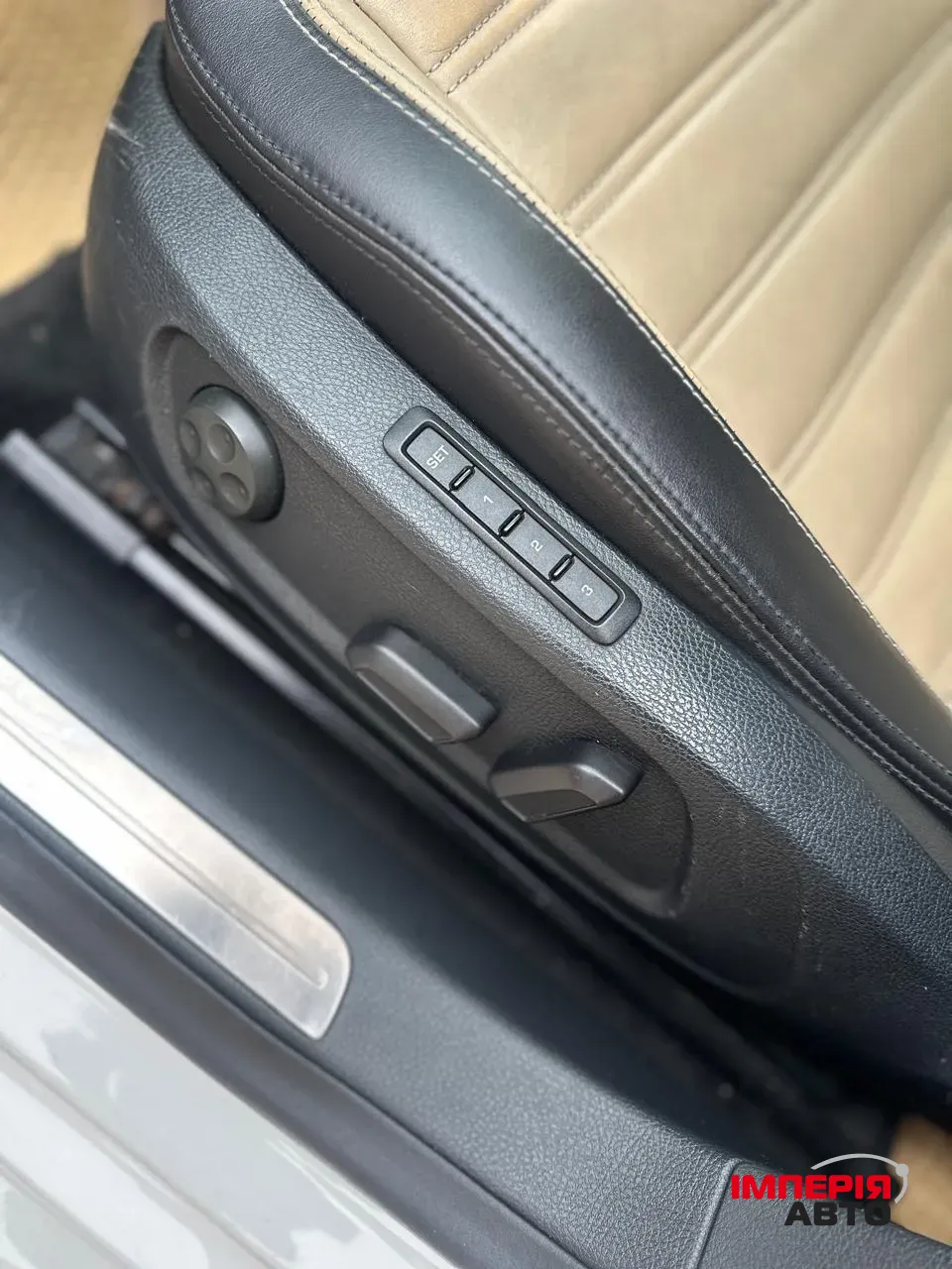 Volkswagen Passat CC - фото 9