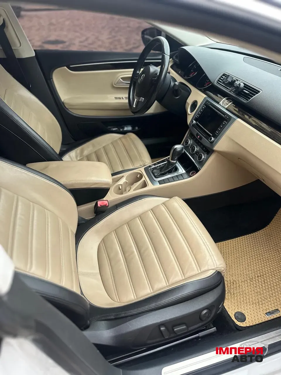 Volkswagen Passat CC - фото 18