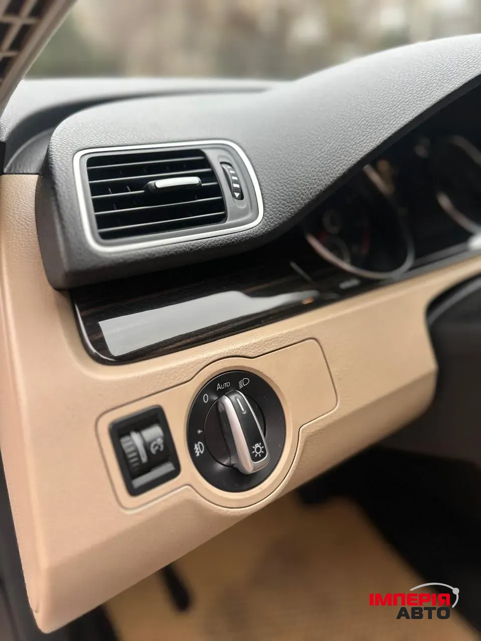 Volkswagen Passat CC - фото 12