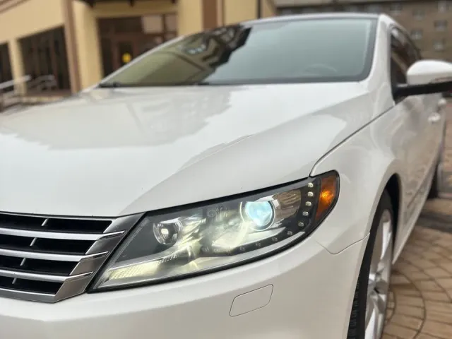 Volkswagen Passat CC - фото 3