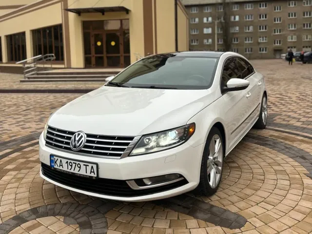 Volkswagen Passat CC - фото 1