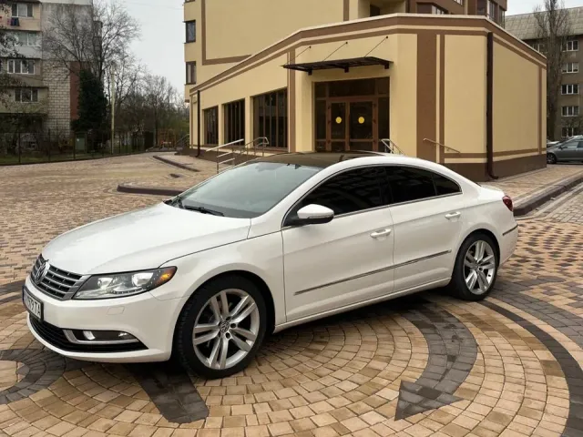 Volkswagen Passat CC - фото 2