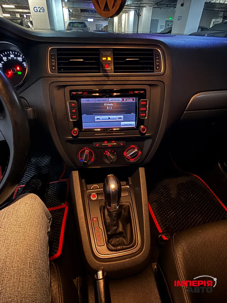 Volkswagen Jetta - фото 14